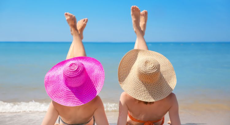 Gorros de playa y sombreros de paja personalizados