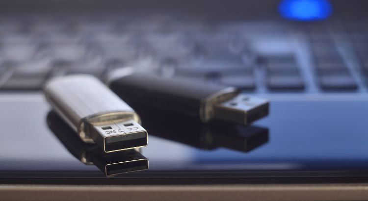 USB personalizados para bodas