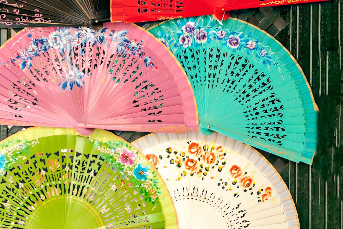 Abanicos serigrafiados VS Abanicos con sublimación