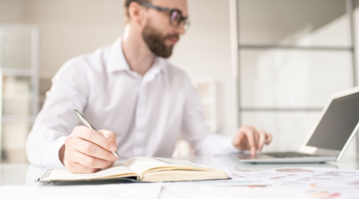 Guía para comprar agendas publicitarias