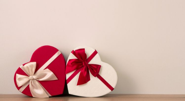 Frases San Valentín para regalos personalizados