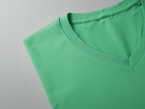 Tipo de cuello en pico