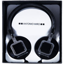 Auriculares alta gama antonio miro personalizado negro Auriculares alta gama antonio miro personalizado negro