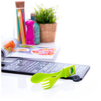 Set de cubiertos praticos con 5 funciones personalizado Set de cubiertos praticos con 5 funciones personalizado